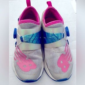 New Balance FuelCore Reveal PKRVLTTS Running Shoes Sneakers Girls Size 1